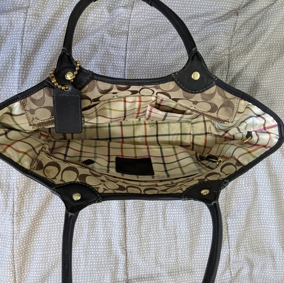 Coach Classic "C" Tote Bag - Picture 4 of 5